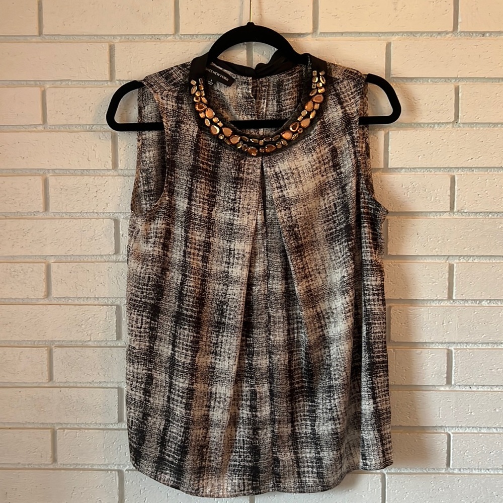 Jones New York embellished shell